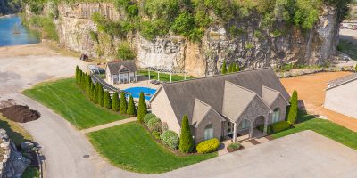 Quarry Bluff Clubhouse and Pool
